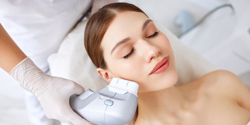 How Fat Freezing and HIFU Work Together? 4 book a personalised consultation of Fat Freezing and HIFU Together Luton
